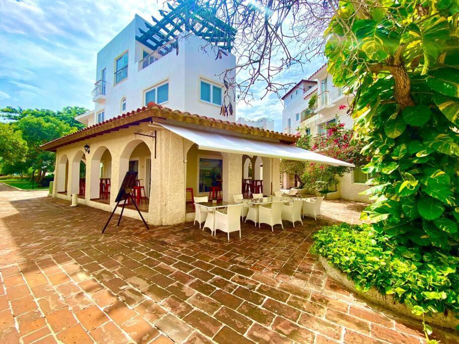 Paradise Suite Cadaques Байяибе Экстерьер фото